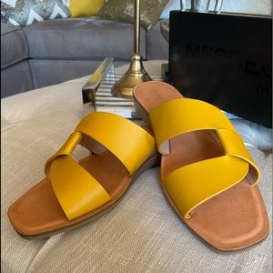 Messeca New York Tyla slide. New, Never worn.